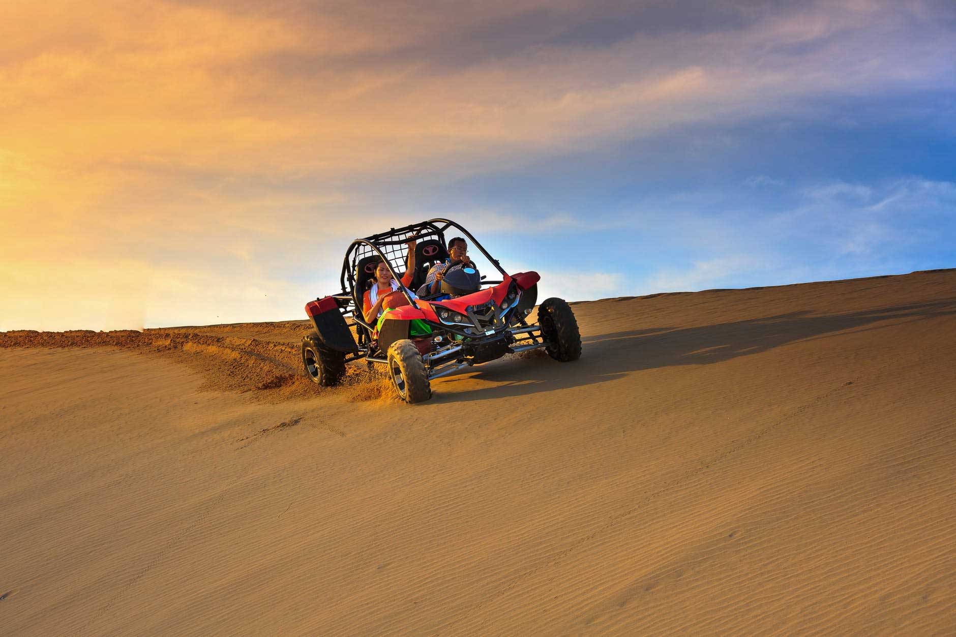 desert-safari-dune-buggy
