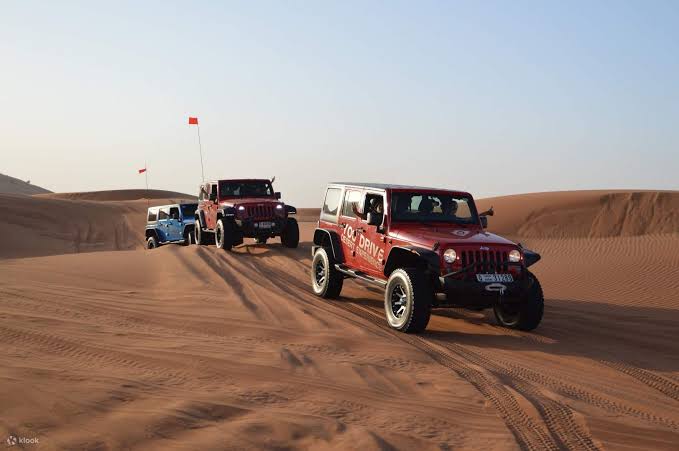 jeep-desert-dune-bashing