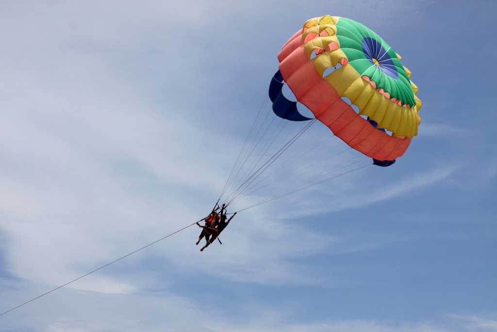 parasailing-uae-adventure
