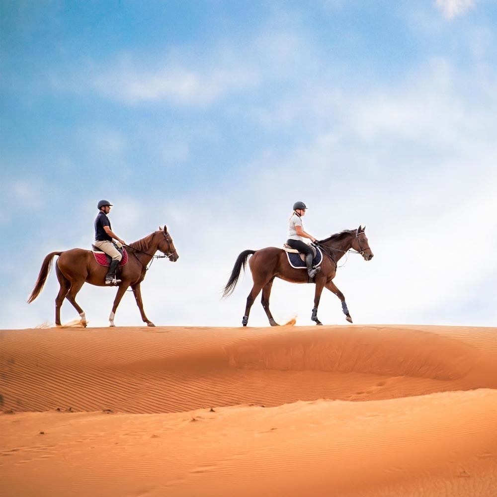 desert-horse-riding