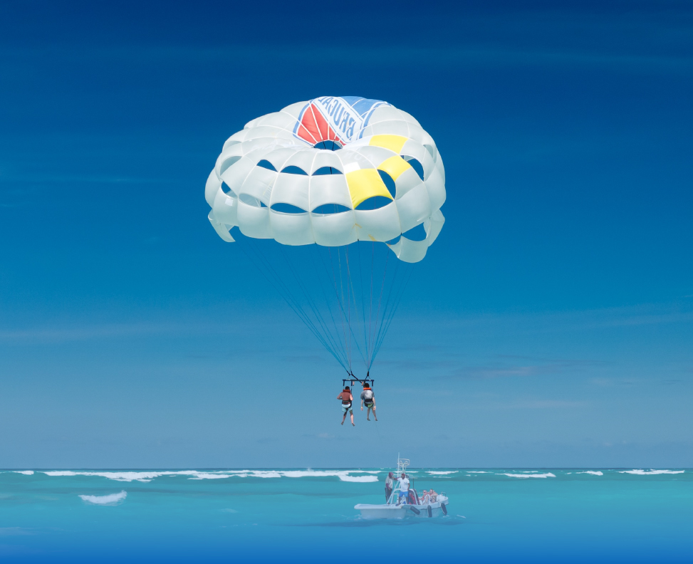 parasailing-beach